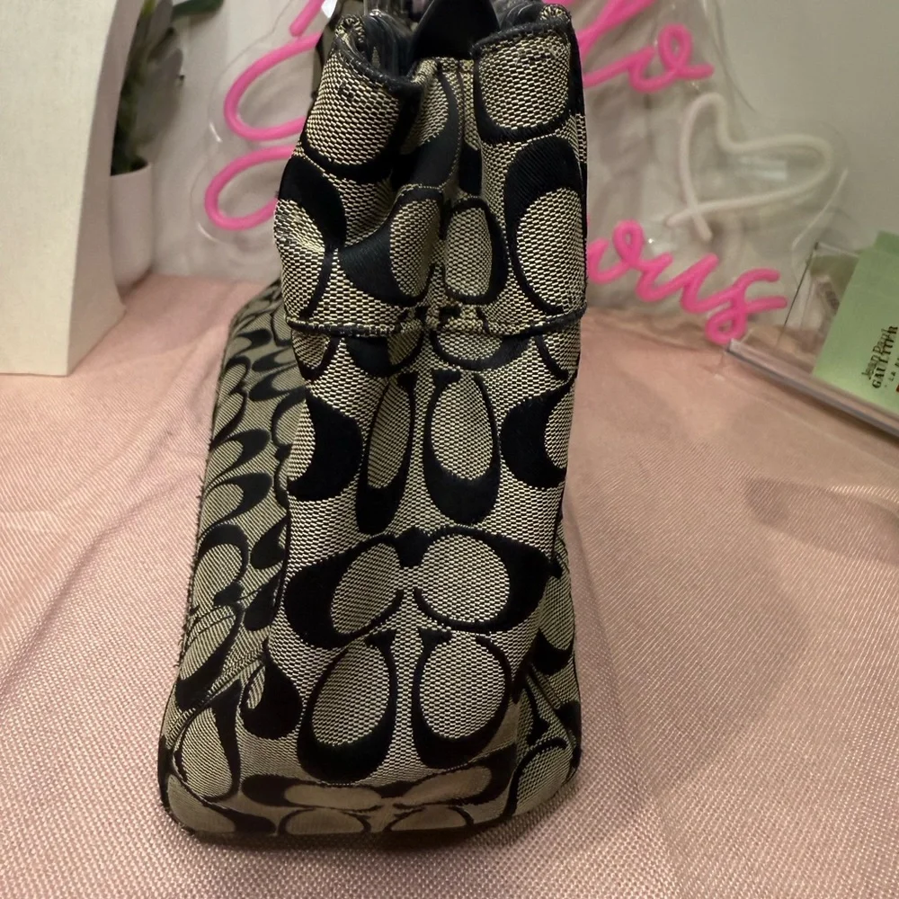 Coach vintage Black and gray Signature Tote Bag. Free gift with purchase